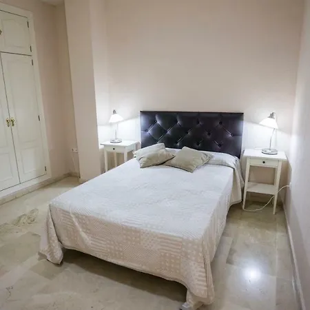 Rentalsevilla Cano Y Cueto Ii Appartement